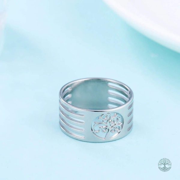 Bijou Arbre de Vie en argent, style moderne et raffiné
