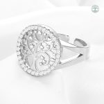 Bijou Arbre de Vie en métal avec zircons, élégant et symbolique