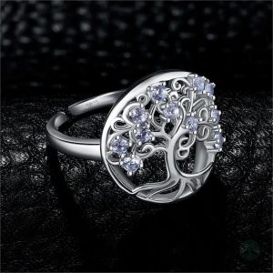 Bijou en argent, motif Arbre de Vie avec pierres précieuses