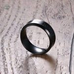 Bague rétro avec design arbre de vie distinctif