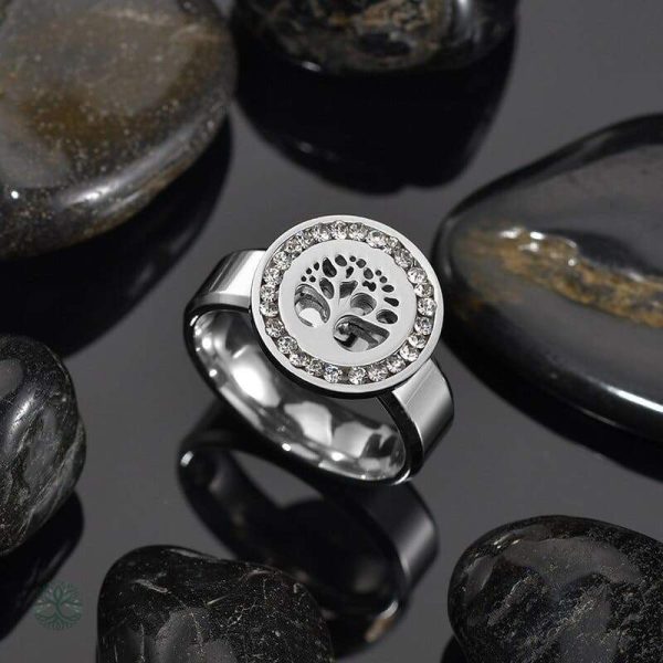 Bague en argent représentant l'Arbre de Vie symbolique