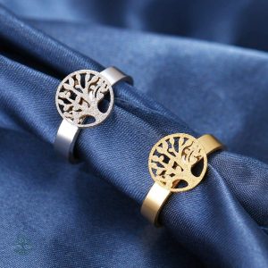 Bijou arbre de vie plaqué argent, parfait pour un style naturel