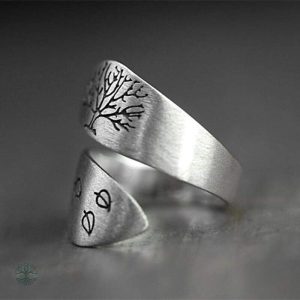 Bague ajustable avec motif arbre de vie
