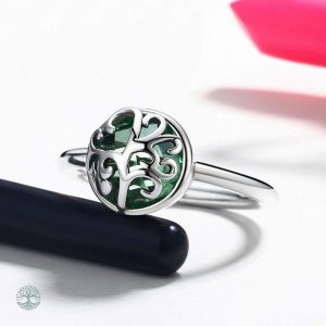Bague symbolique représentant l'Arbre de Vie
