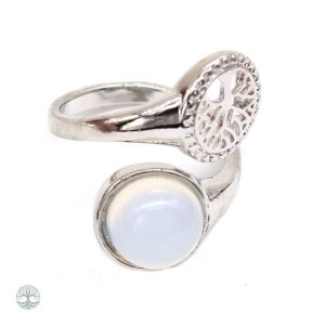 Bague arbre de vie en pierre opale élégante et symbolique