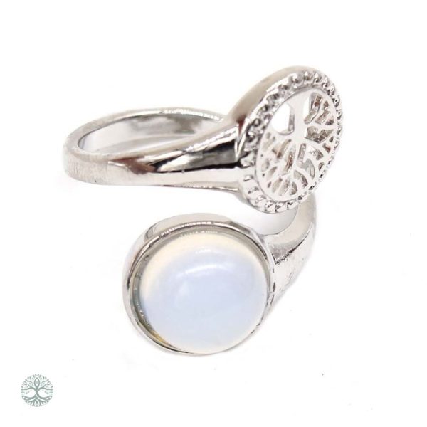 Bague arbre de vie en pierre opale élégante et symbolique