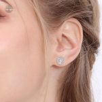 Accessoire femme élégant en design arbre de vie