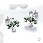 Création artisanale, boucles d'oreilles feuillage vert