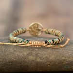 Bracelet en pierres naturelles avec design Arbre de Vie