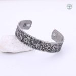 Bracelet Yggdrasil représentant l'Arbre de Vie stylisé