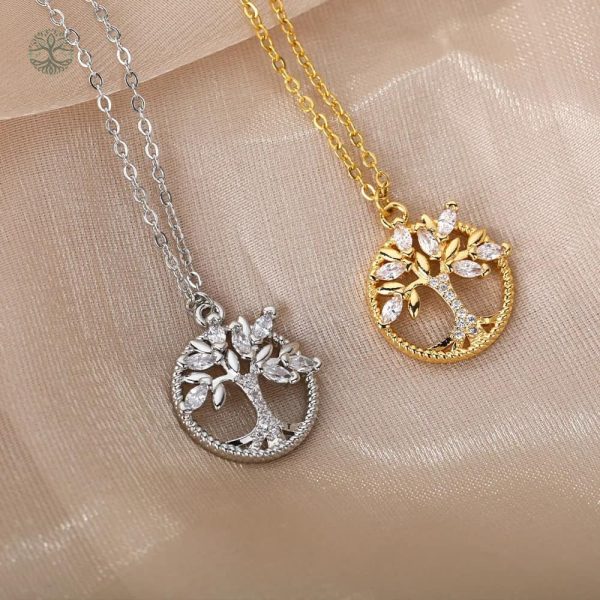 Bijou élégant en argent, symbole de l'arbre de vie