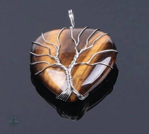 Collier en Œil-de-Tigre, symbole de force et d'équilibre