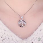 Collier en Argent avec Spinelle Bleue, design Arbre de Vie