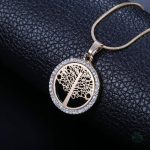 Collier or avec motif Arbre de Vie, éclat de diamant