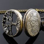 Montre à Gousset élégante avec motif d'arbre