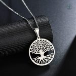Collier Arbre de Vie en acier élégant et symbolique
