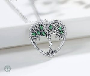 Accessoire élégant en Argent, symbole de vie et d'amour