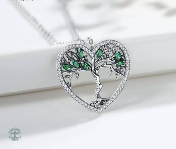 Accessoire élégant en Argent, symbole de vie et d'amour