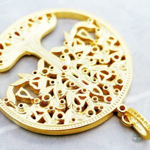 Pendentif multicolore orné d'oxydes de zirconium