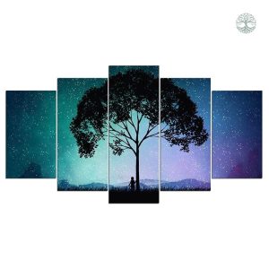 Tableau artistique représentant un Arbre de Vie sous un ciel étoilé