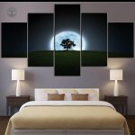Art mural représentant un arbre de vie sous la pleine lune
